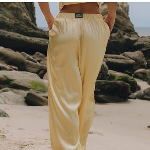 Daily Drills Silky Resort Pants - Butter